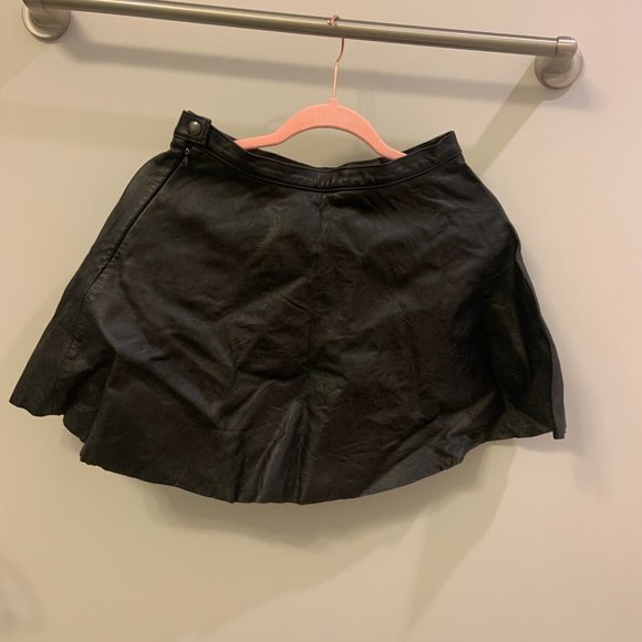 American Apparel Skirt - Picture 2 of 3